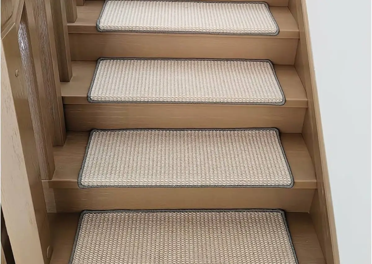 Anti-Slip Synthetic stair carpet fiber.
