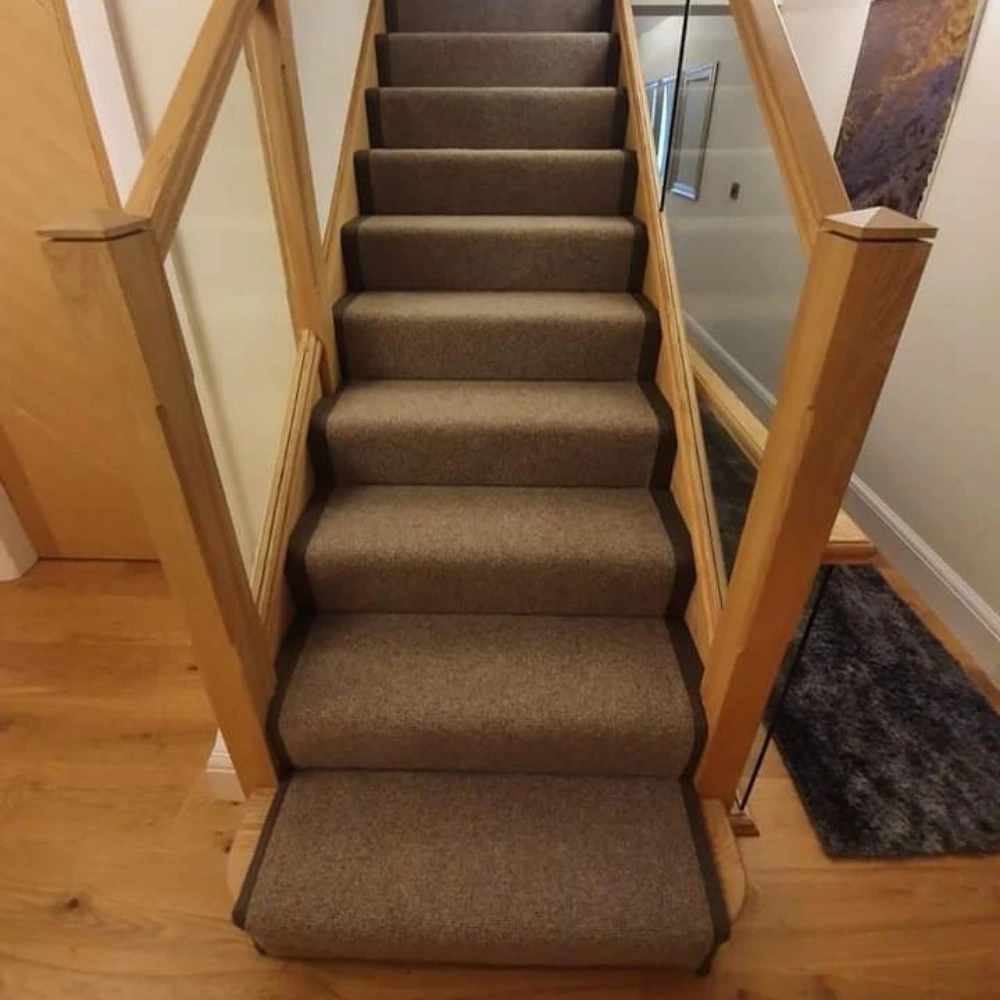 Neat Stair Carpet Fitting Layout.
