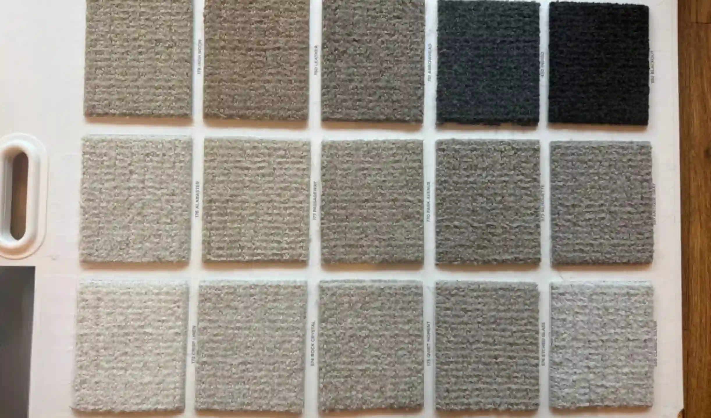How to Choose the Right Stair Carpet Dubai for Your Home? 4 How to Select the Perfect Stair Carpet Color